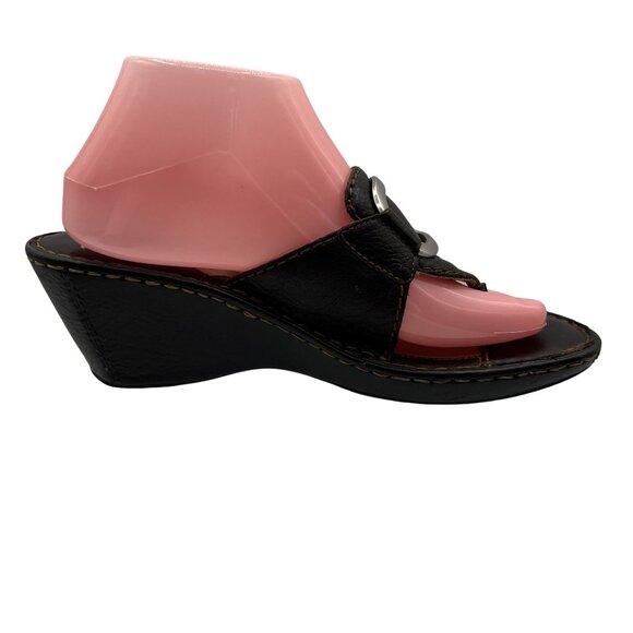 Born Womens 9 Brown Leather Wedge Sandals Thong Flip Flops Cushion Comfort - Picture 10 of 16